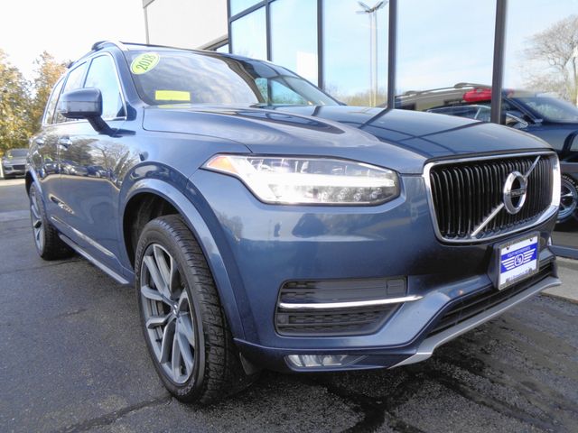 2018 Volvo XC90 Momentum