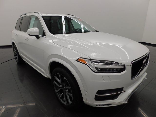 2018 Volvo XC90 Momentum