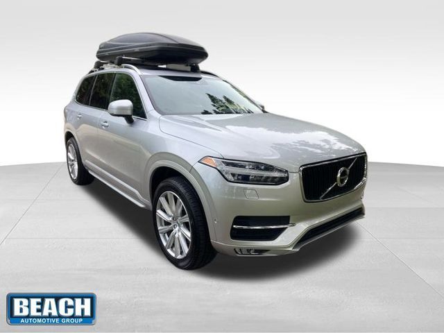 2018 Volvo XC90 Momentum