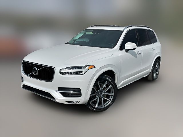 2018 Volvo XC90 Momentum