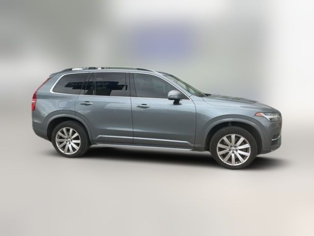 2018 Volvo XC90 Momentum