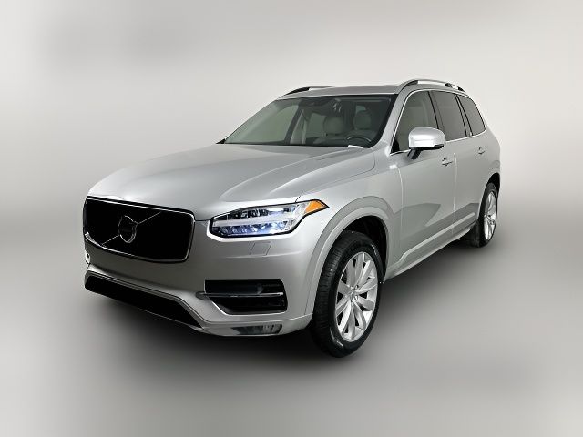 2018 Volvo XC90 Momentum