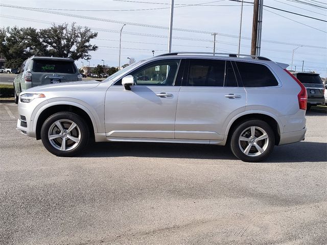 2018 Volvo XC90 Momentum