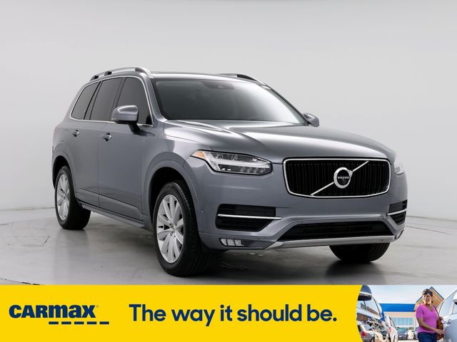 2018 Volvo XC90 Momentum