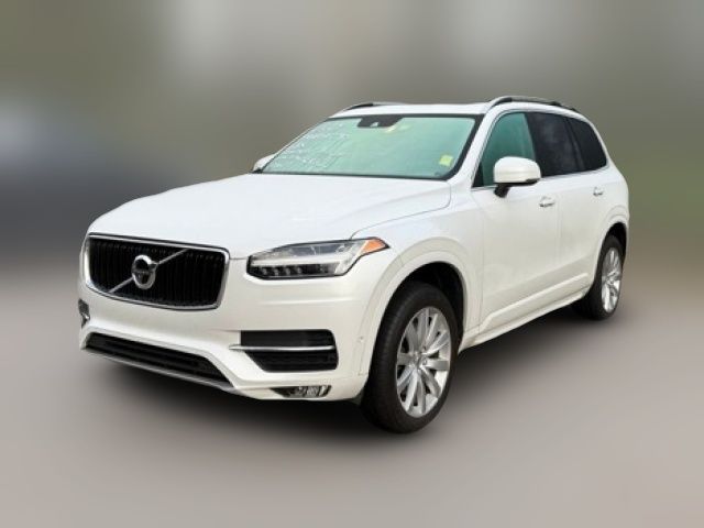 2018 Volvo XC90 Momentum