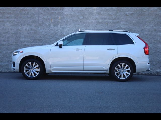 2018 Volvo XC90 Momentum