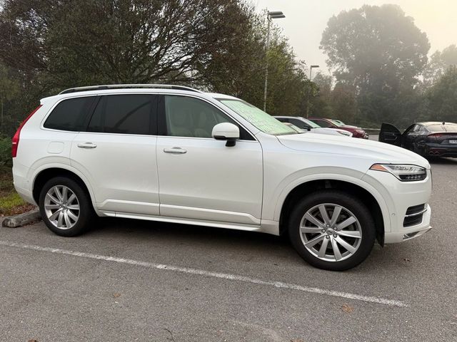 2018 Volvo XC90 Momentum