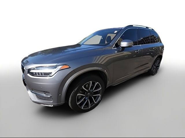 2018 Volvo XC90 Momentum