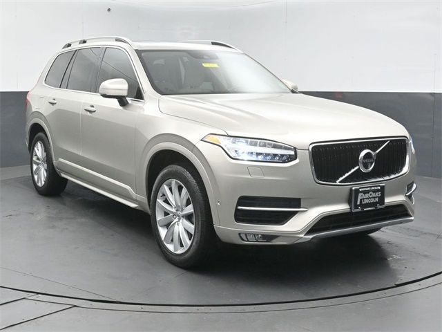 2018 Volvo XC90 Momentum