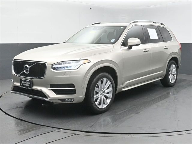 2018 Volvo XC90 Momentum