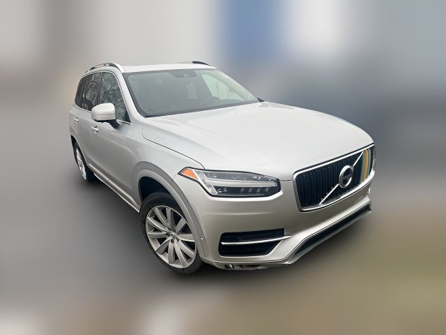 2018 Volvo XC90 Momentum