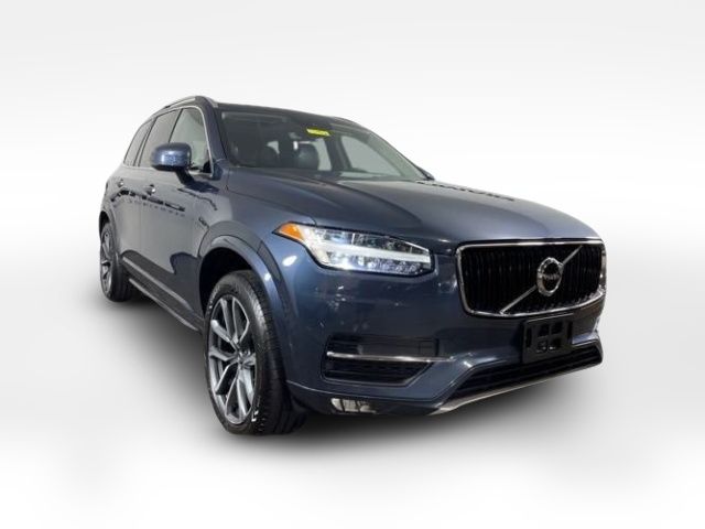 2018 Volvo XC90 Momentum