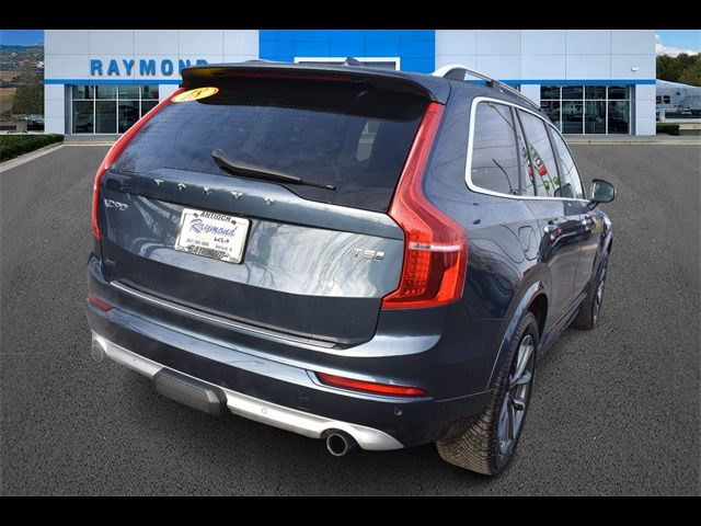 2018 Volvo XC90 Momentum