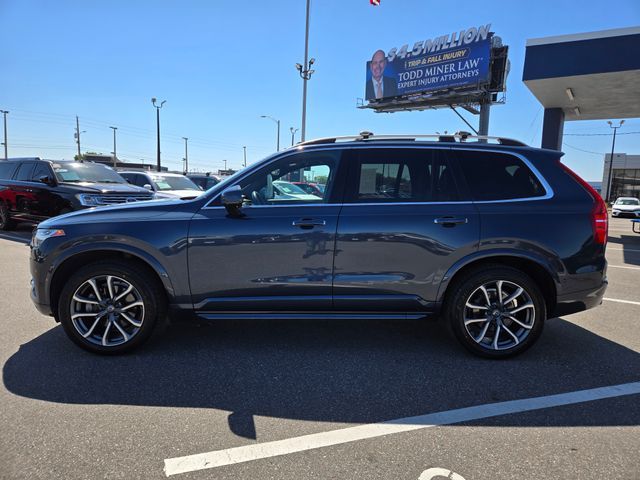2018 Volvo XC90 Momentum