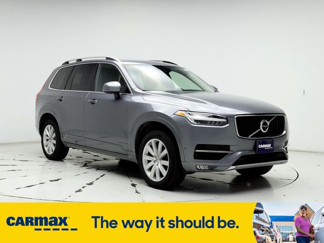 2018 Volvo XC90 Momentum