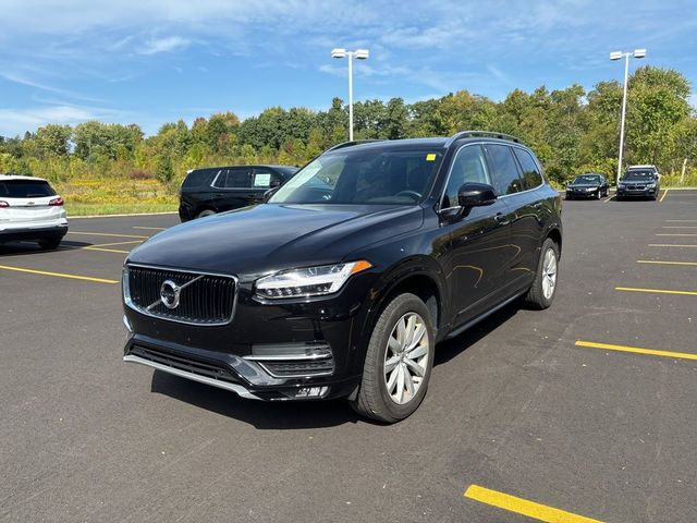 2018 Volvo XC90 Momentum