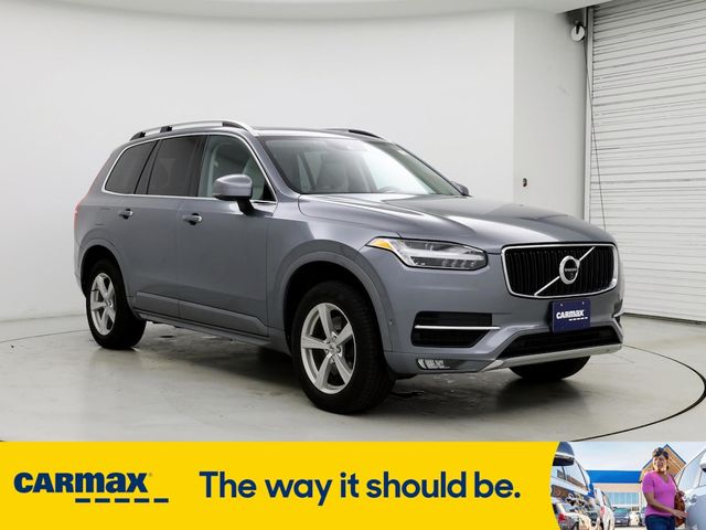 2018 Volvo XC90 Momentum