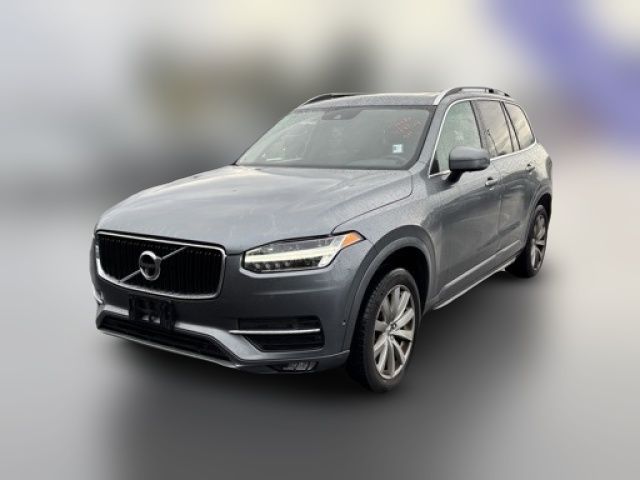 2018 Volvo XC90 Momentum