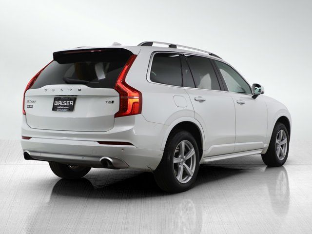 2018 Volvo XC90 Momentum