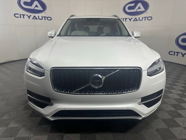 2018 Volvo XC90 Momentum