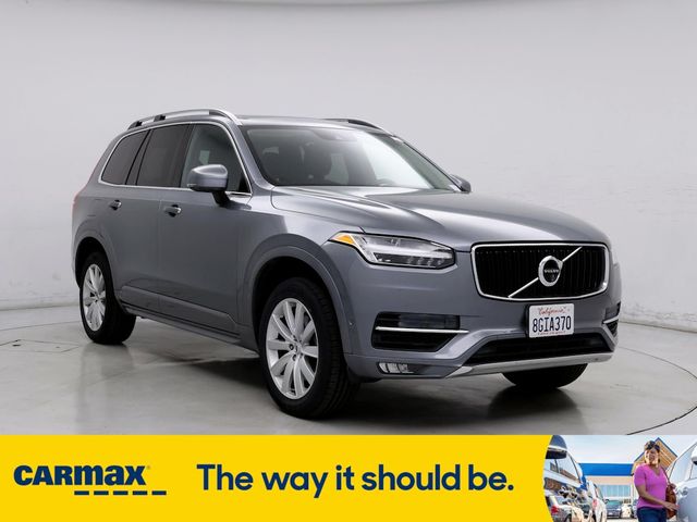 2018 Volvo XC90 Momentum