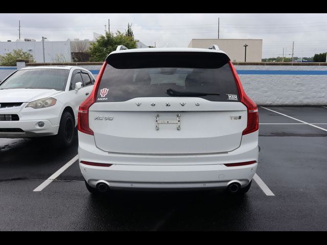 2018 Volvo XC90 Momentum