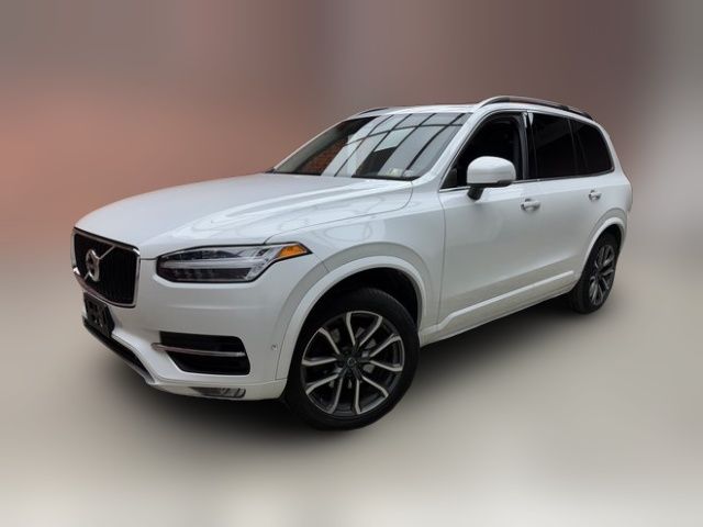 2018 Volvo XC90 Momentum