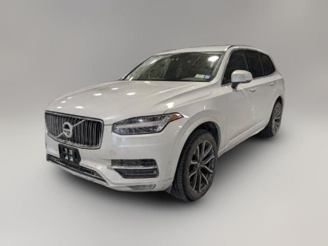 2018 Volvo XC90 Momentum