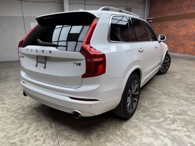 2018 Volvo XC90 Momentum