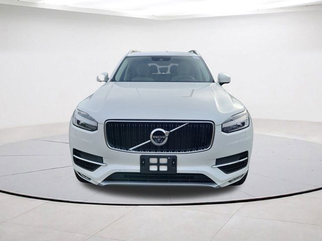 2018 Volvo XC90 Momentum