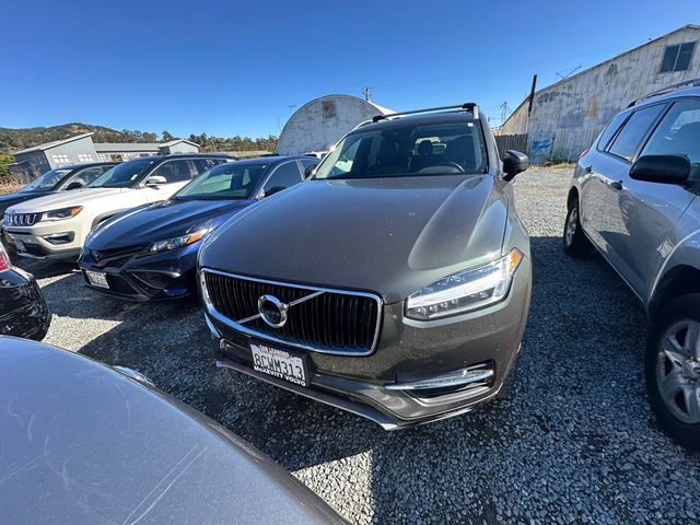 2018 Volvo XC90 Momentum