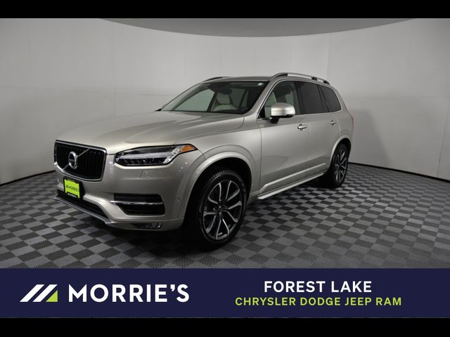 2018 Volvo XC90 Momentum