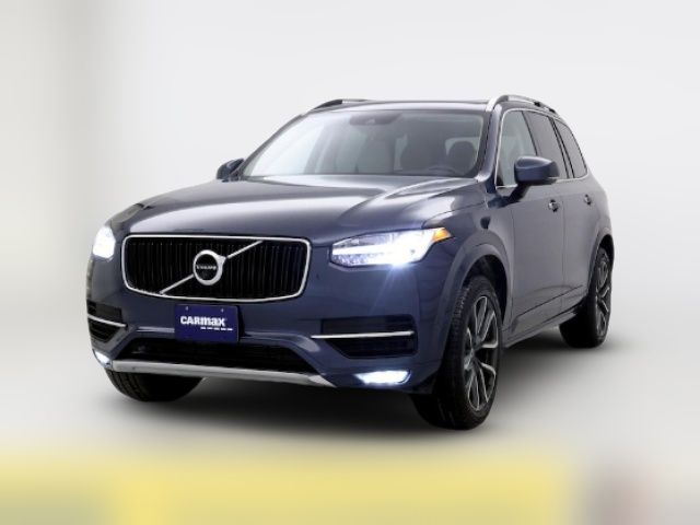 2018 Volvo XC90 Momentum