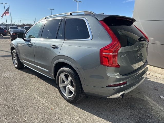 2018 Volvo XC90 Momentum