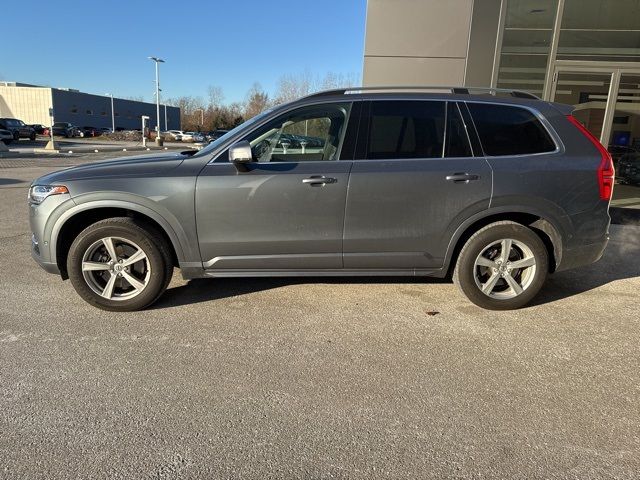 2018 Volvo XC90 Momentum