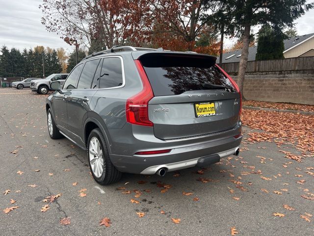 2018 Volvo XC90 Momentum