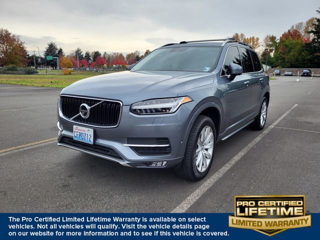 2018 Volvo XC90 Momentum