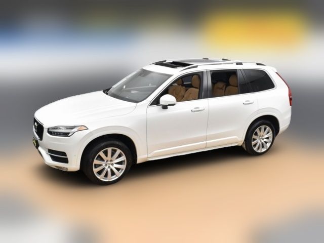 2018 Volvo XC90 Momentum