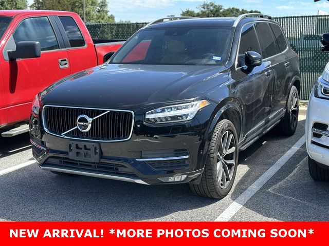 2018 Volvo XC90 Momentum