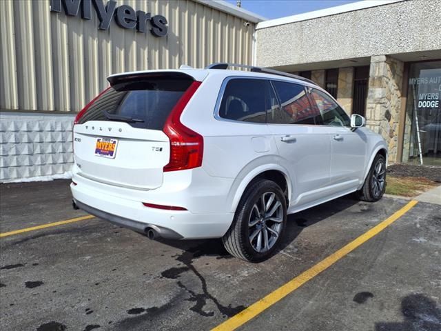 2018 Volvo XC90 Momentum