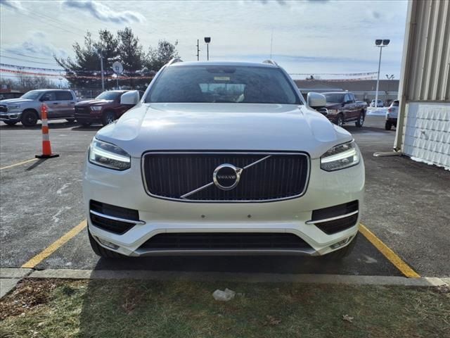 2018 Volvo XC90 Momentum