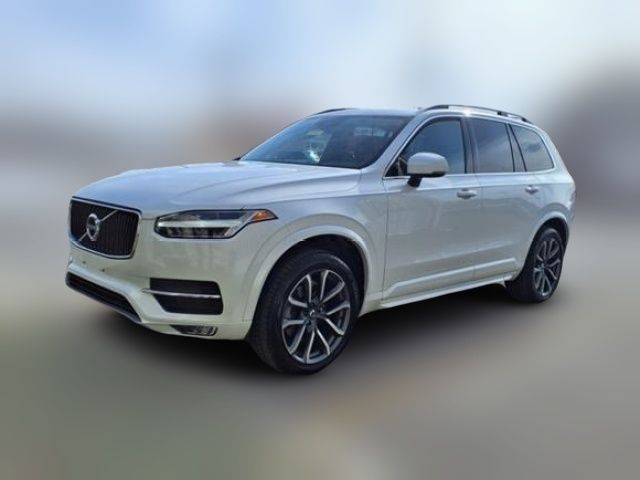 2018 Volvo XC90 Momentum