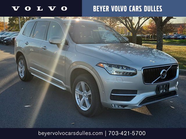 2018 Volvo XC90 Momentum