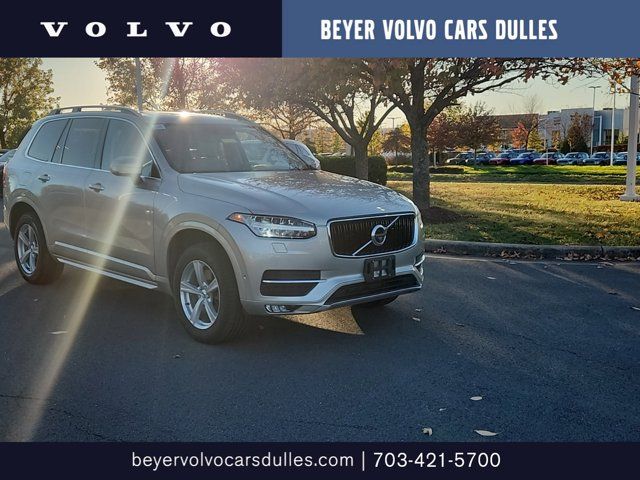 2018 Volvo XC90 Momentum