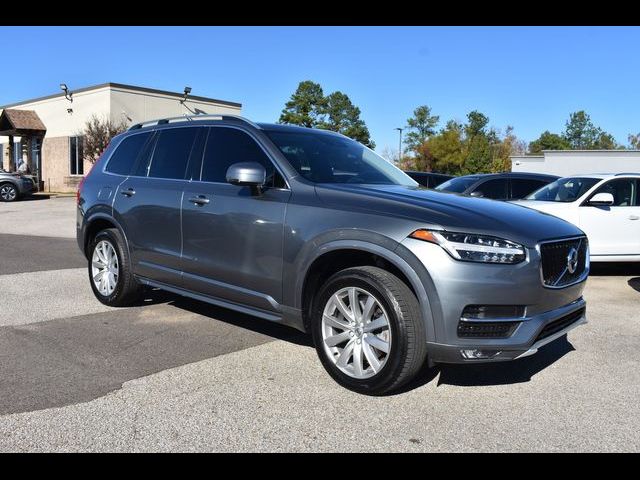 2018 Volvo XC90 Momentum