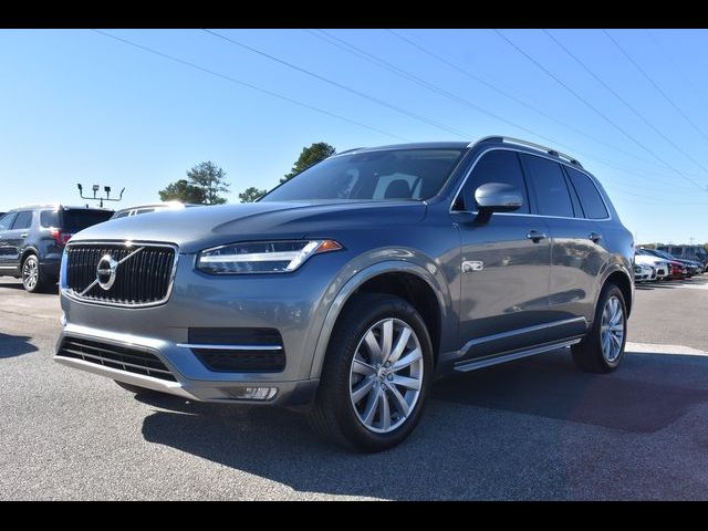 2018 Volvo XC90 Momentum