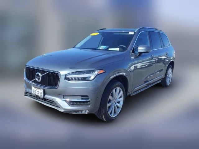 2018 Volvo XC90 Momentum