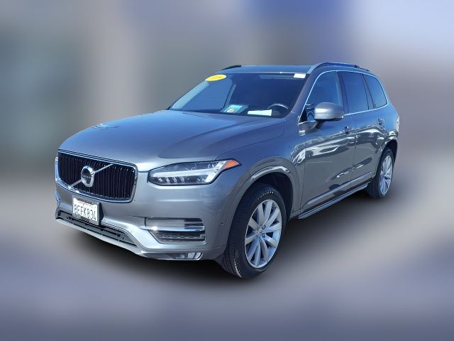 2018 Volvo XC90 Momentum