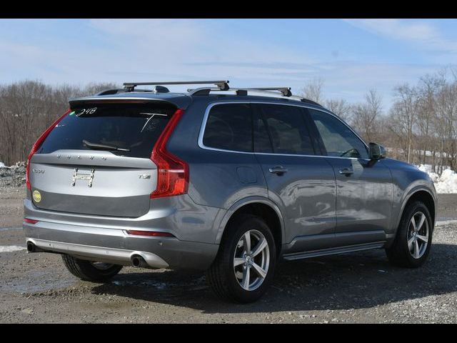 2018 Volvo XC90 Momentum