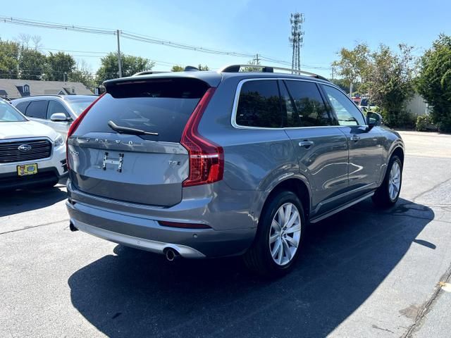 2018 Volvo XC90 Momentum